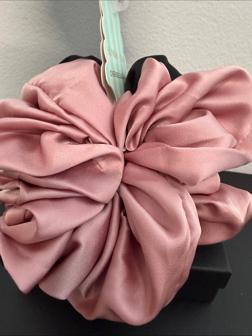 Sunday State | Extra Large Classic Black & Mauve Scrunchie Set - Picture 4 of 4